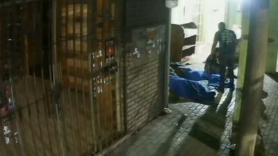 Imagem da notícia Alegando incômodo, suspeito de espancar idosos em situação de rua é preso pela Polícia em Água Clara
